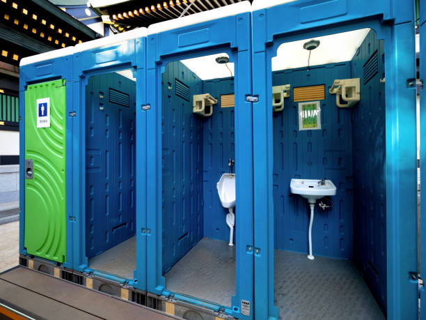 Portable bathroom rental in Warren, MI