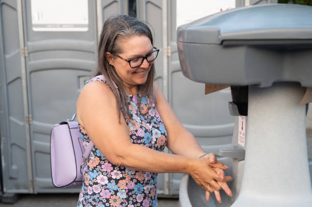 Best High-end porta potty rental  in Warren, MI